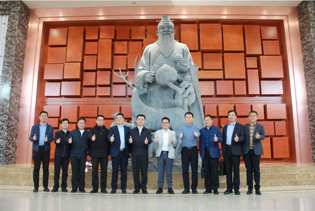 #園區(qū)動態(tài)# 彬州市市委書記鐘偉一行蒞臨衍生健康醫(yī)藥產(chǎn)業(yè)園參觀考察