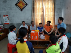 衍生愛 愛傳遞 | 衍生集團(tuán)義工隊(duì)開展探望老黨員活動